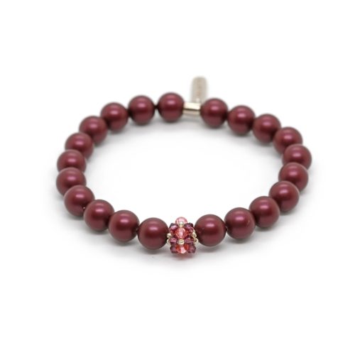 SWAROVSKI kristály gyöngyös LOVE IS ALL karkötő